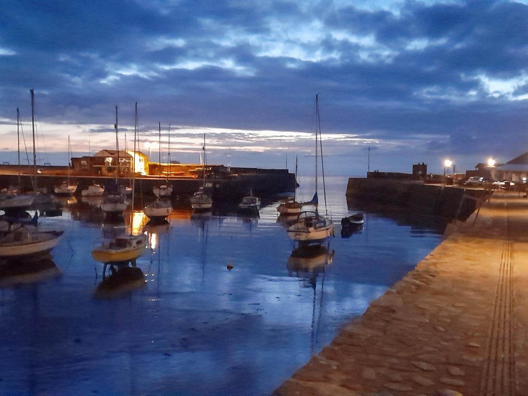 The Snug Villa Aberaeron Luaran gambar